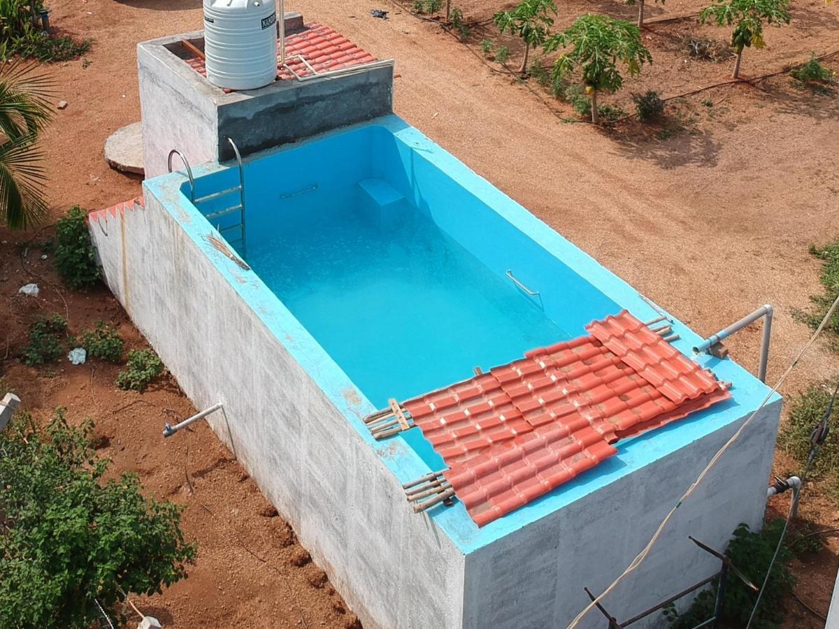 Mangohut Farmhouse Pool Villa Haidarábád Kültér fotó
