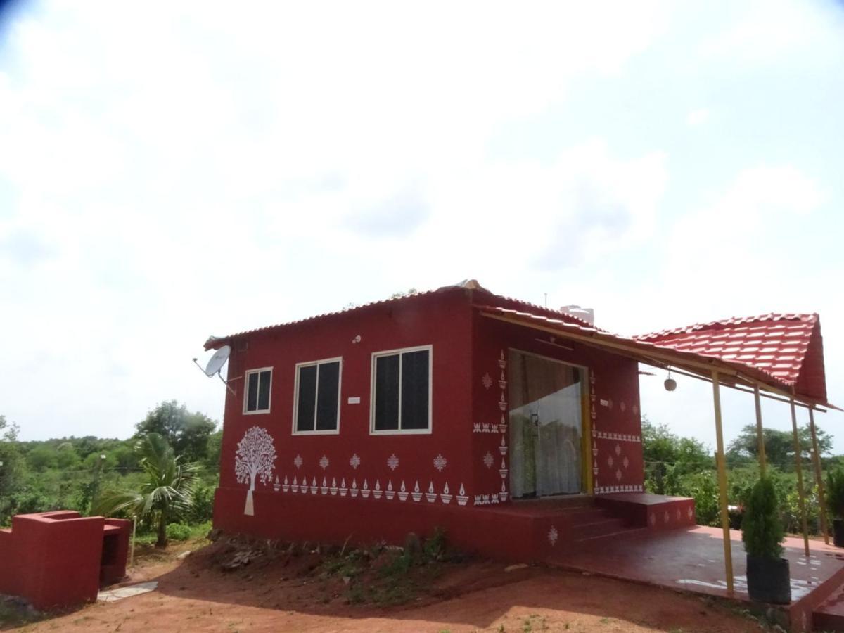 Mangohut Farmhouse Pool Villa Haidarábád Kültér fotó